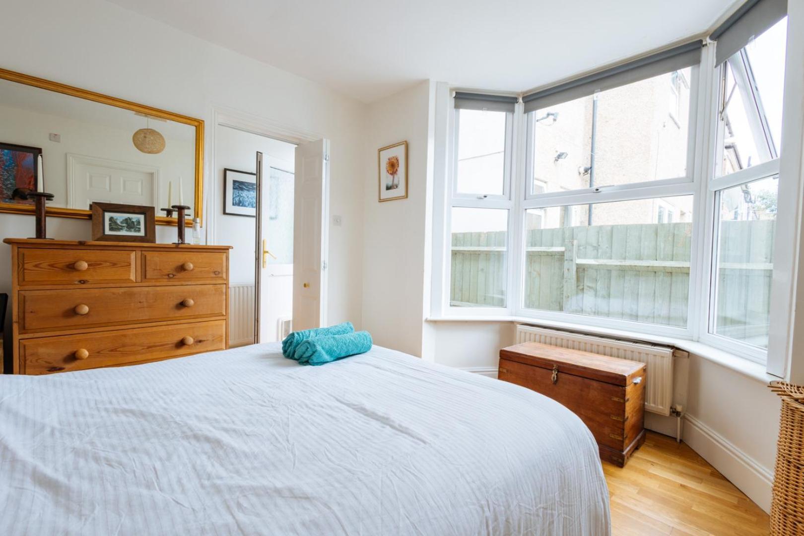 Unique Private Apartment W/ Easy Access To Central Londra Esterno foto